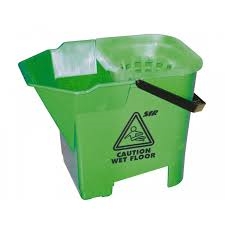 BULLDOG BUCKET & WRINGER